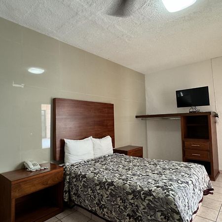 Hotel Las Fuentes Lagos de Moreno Ngoại thất bức ảnh