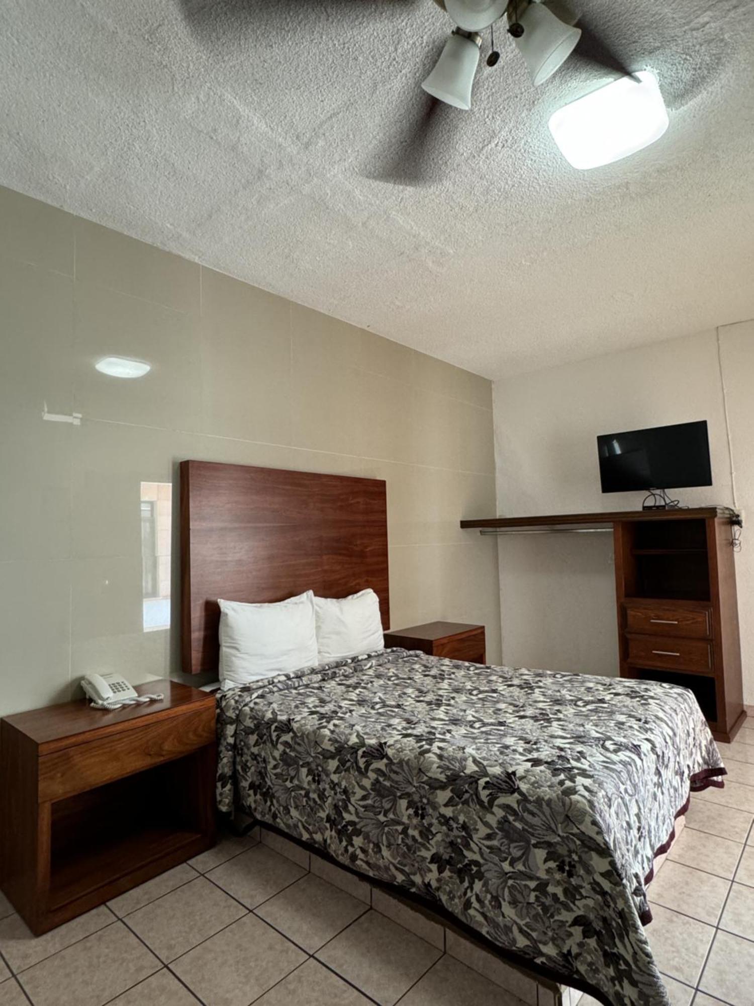 Hotel Las Fuentes Lagos de Moreno Ngoại thất bức ảnh