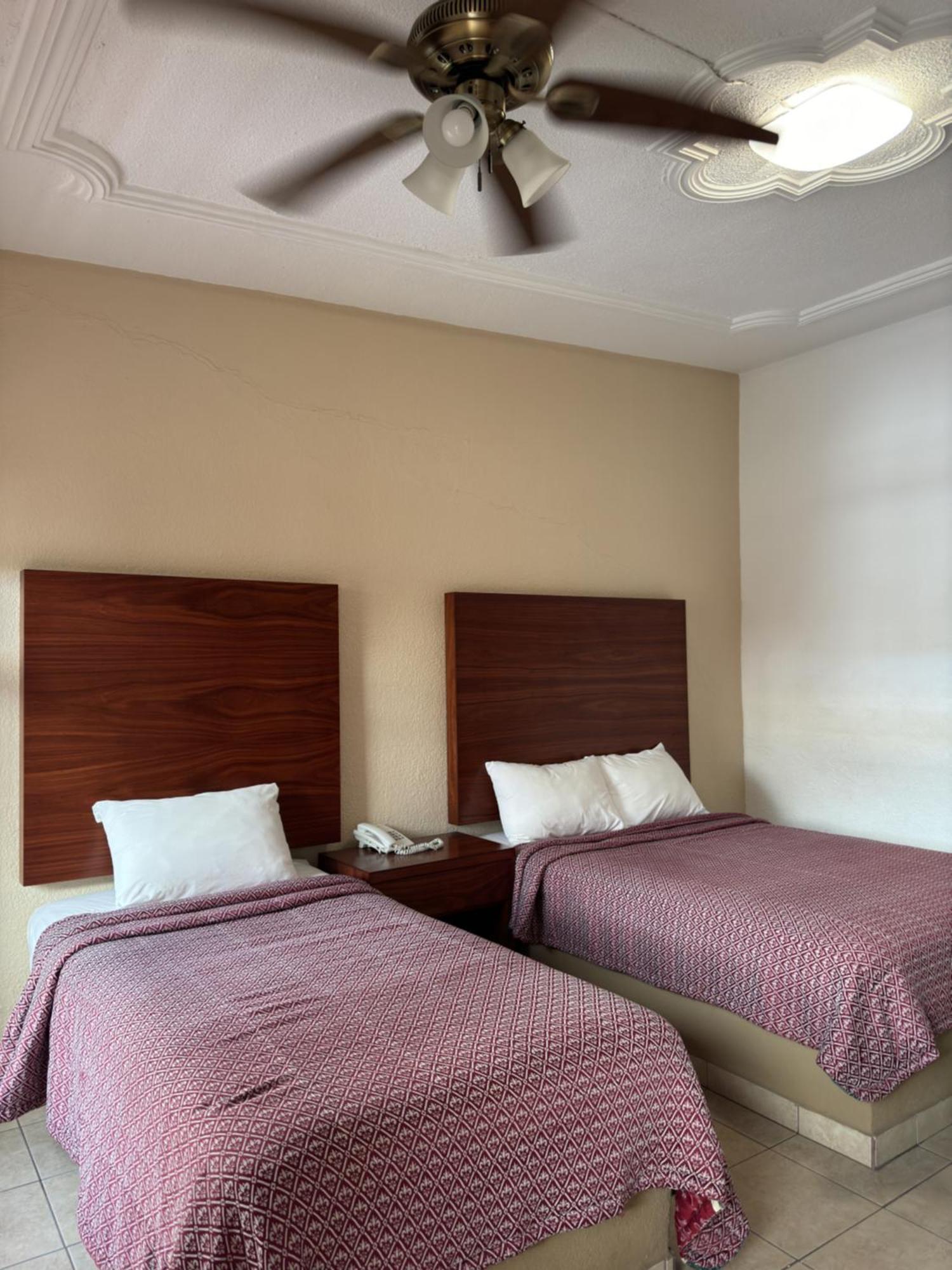 Hotel Las Fuentes Lagos de Moreno Ngoại thất bức ảnh